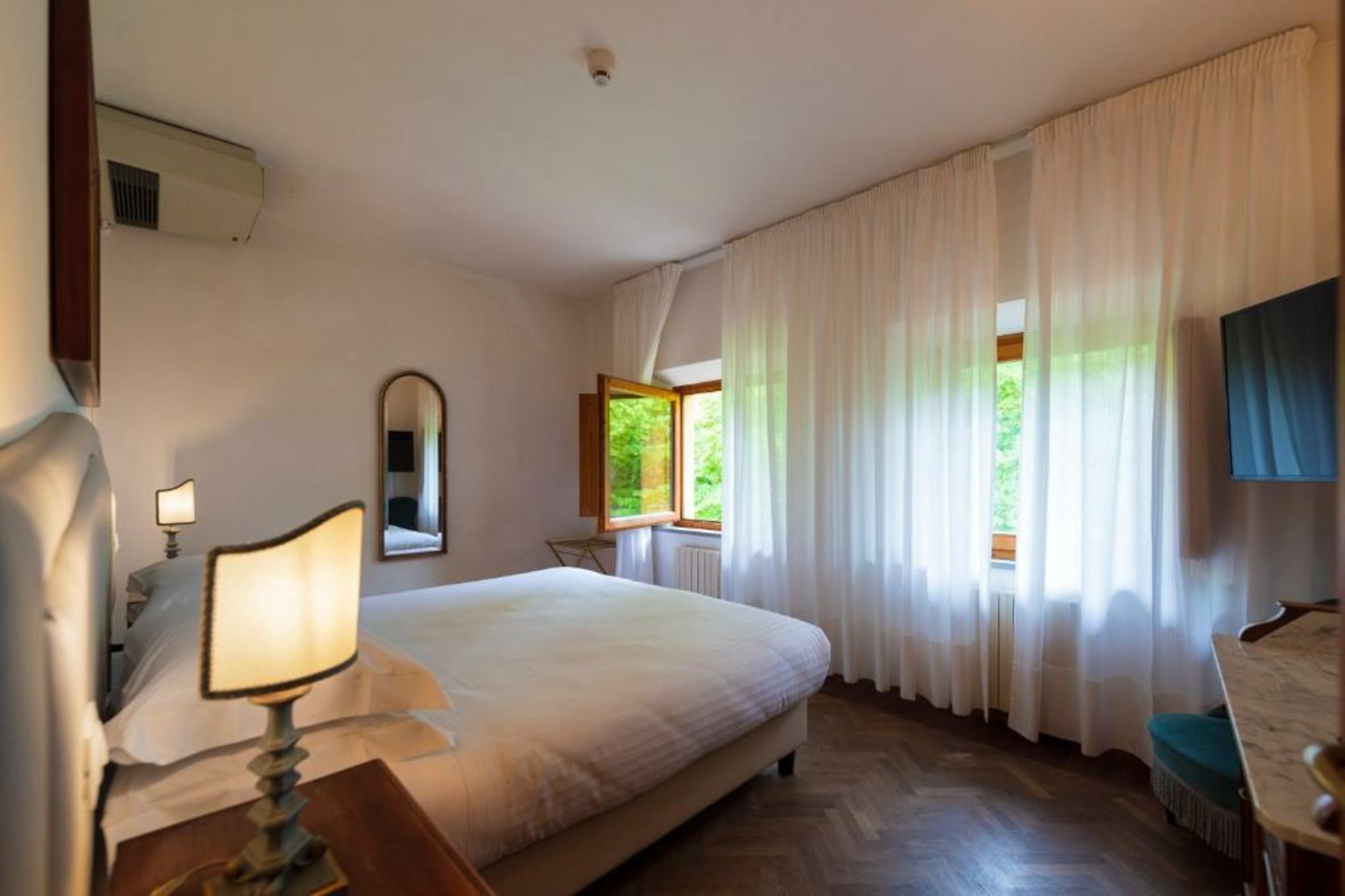 Villa Scacciapensieri Boutique Hotel