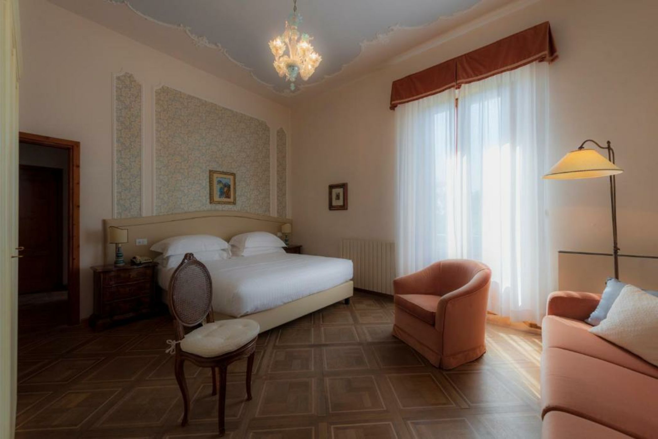 Villa Scacciapensieri Boutique Hotel