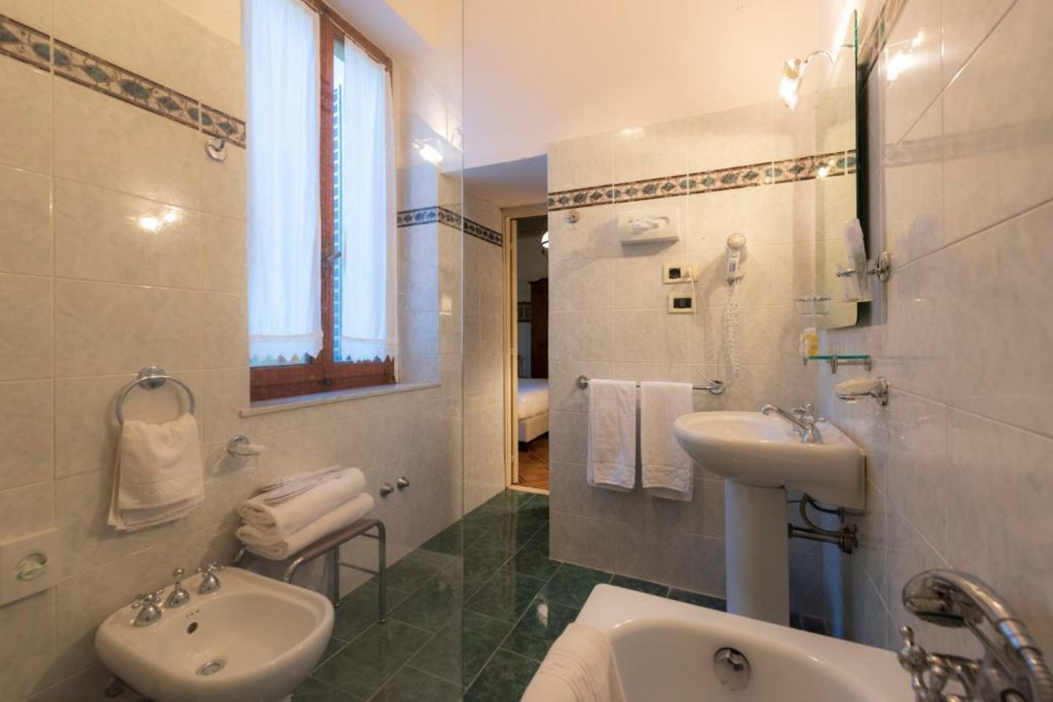 Villa Scacciapensieri Boutique Hotel