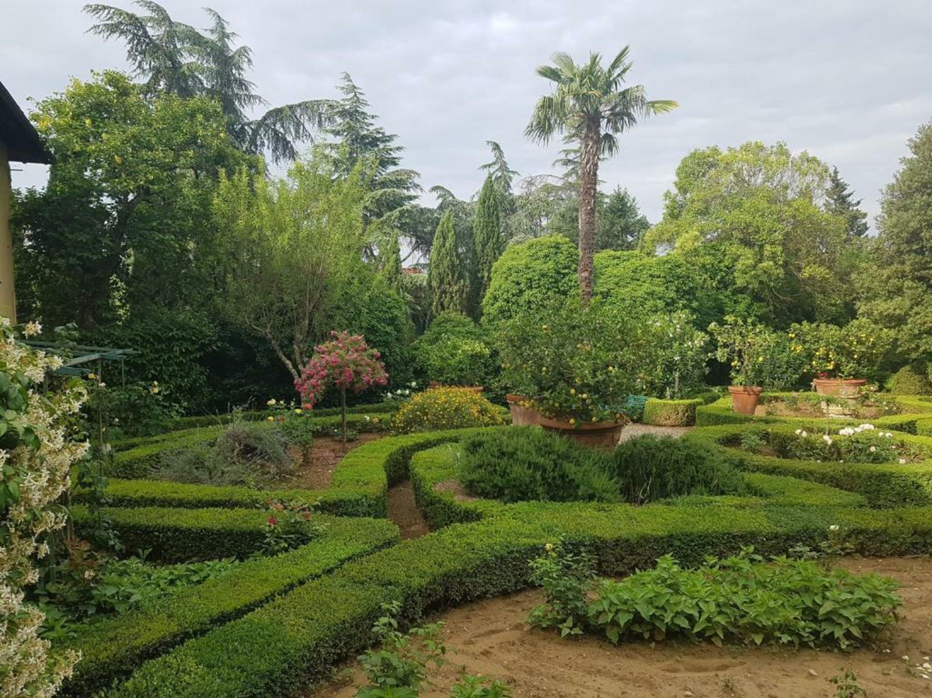 Villa Scacciapensieri Boutique Hotel