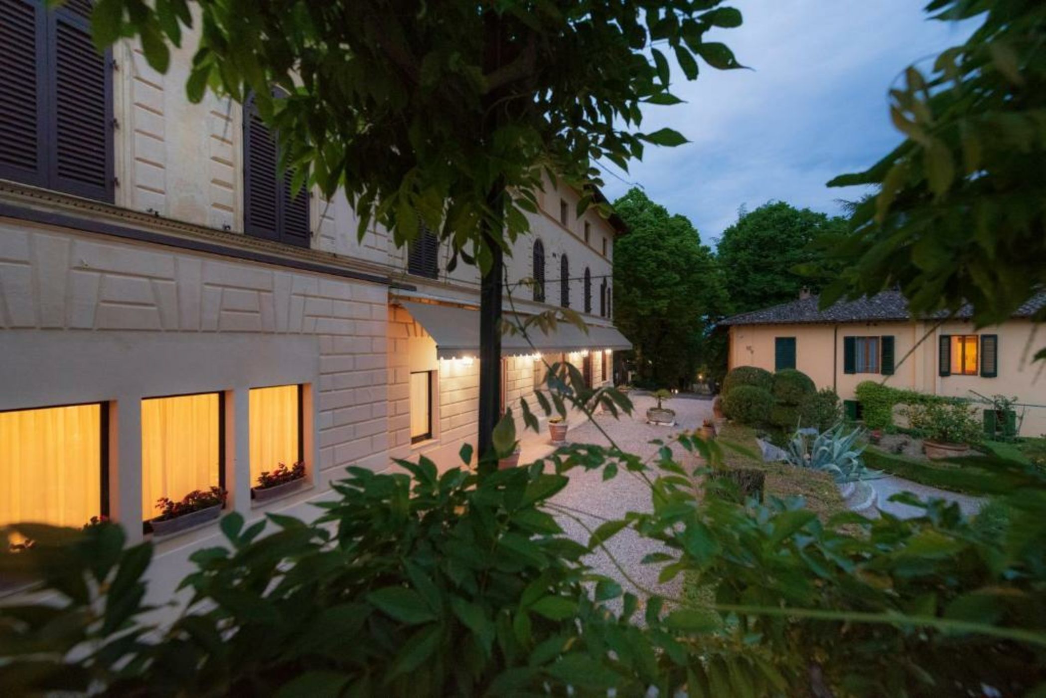 Villa Scacciapensieri Boutique Hotel