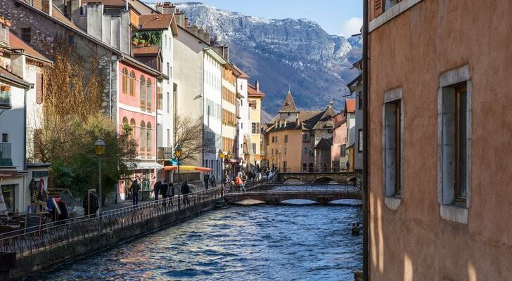 Les Loges Annecy Vieille Ville