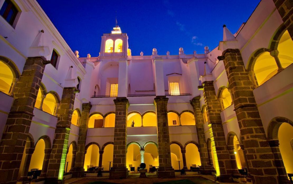 Convento do Espinheiro, Historic Hotel & Spa