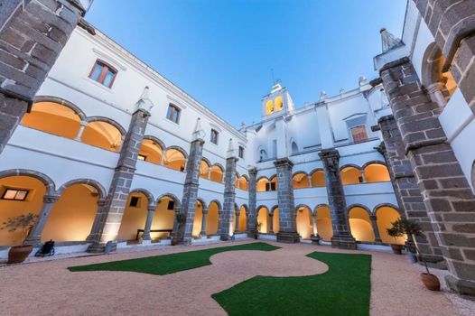Convento do Espinheiro, Historic Hotel & Spa