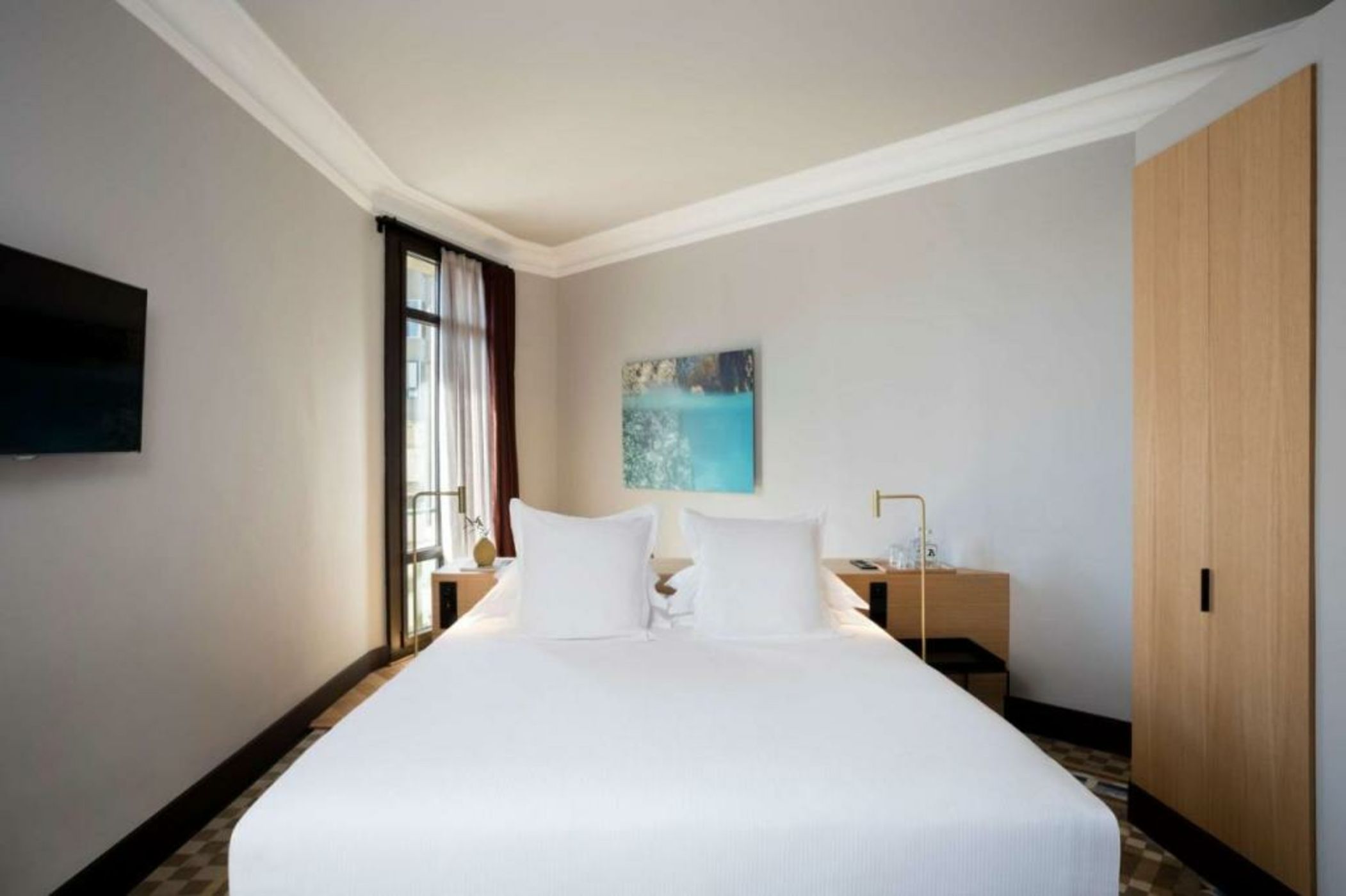Alexandra Barcelona Hotel, Curio Collection by Hilton