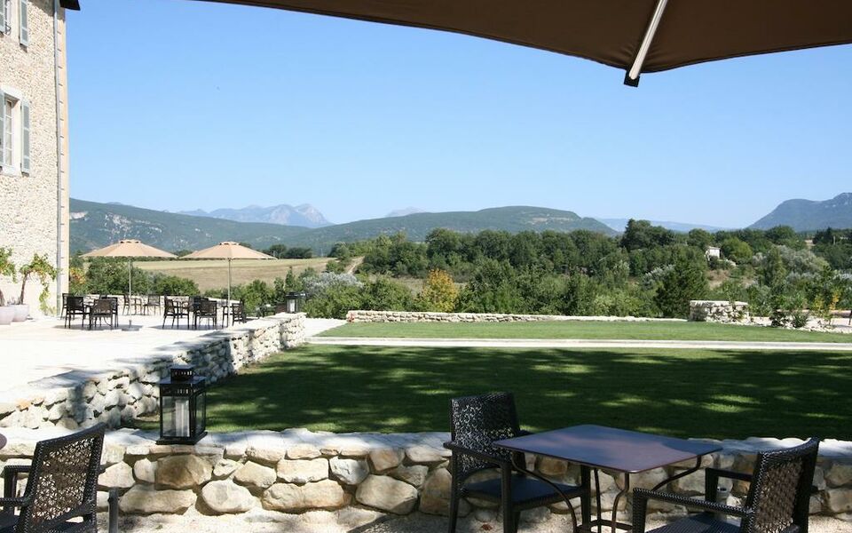 Hotel Restaurant Du Chateau De Salettes Hotel Restaurant Du Chateau De Salettes