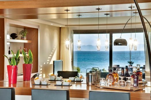 Elite Suites by Rhodes Bay