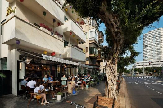 Cucu Hotel By 7Minds