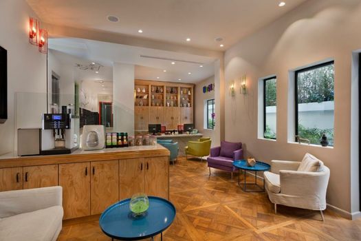 Cucu Hotel By 7Minds