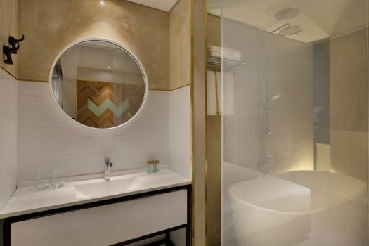 Cucu Hotel By 7Minds