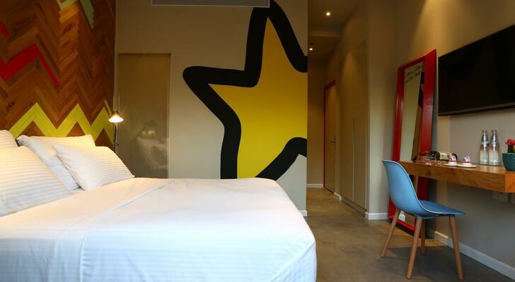 Cucu Hotel