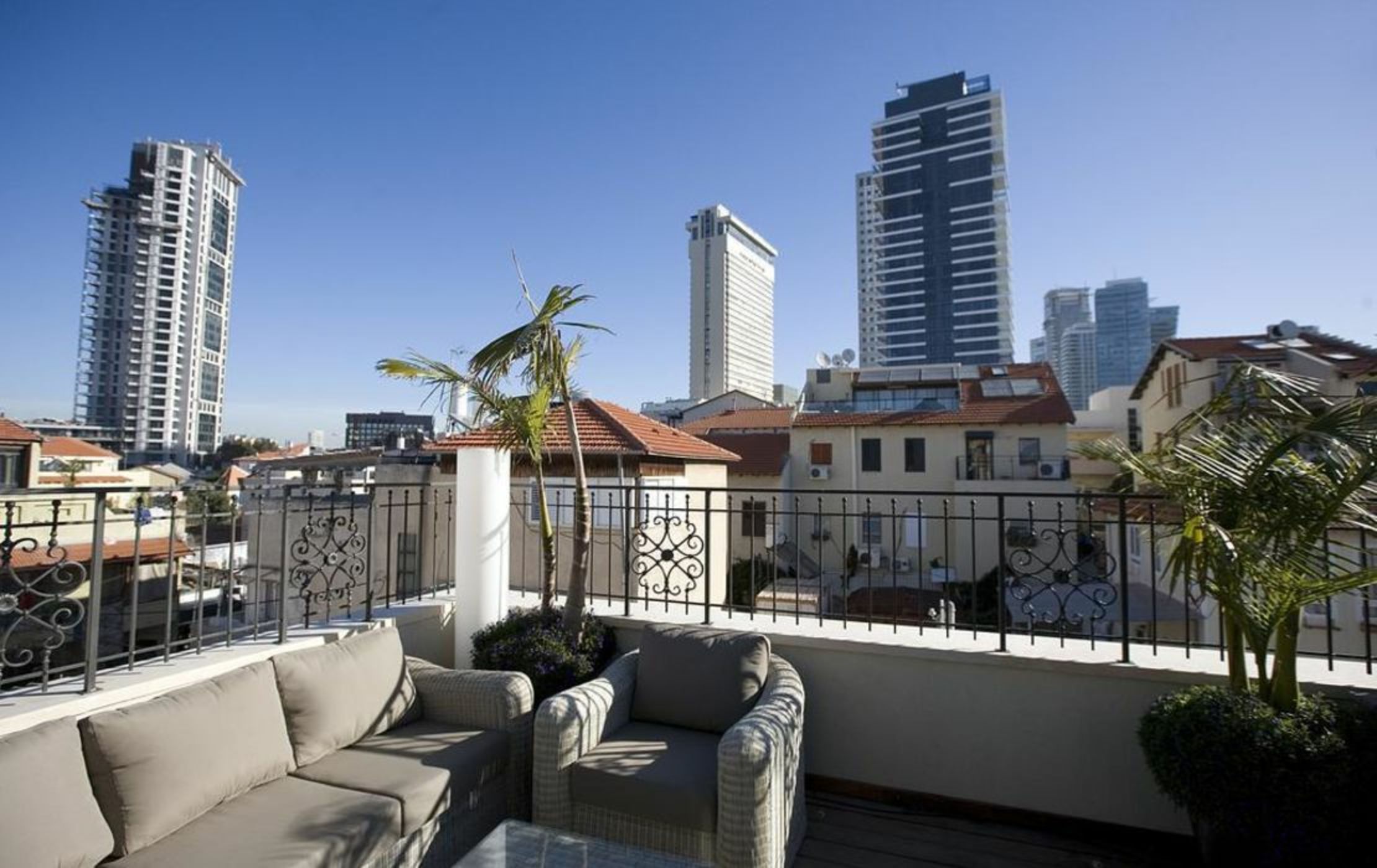 Molcho Neve Tzedek Apartments by Master