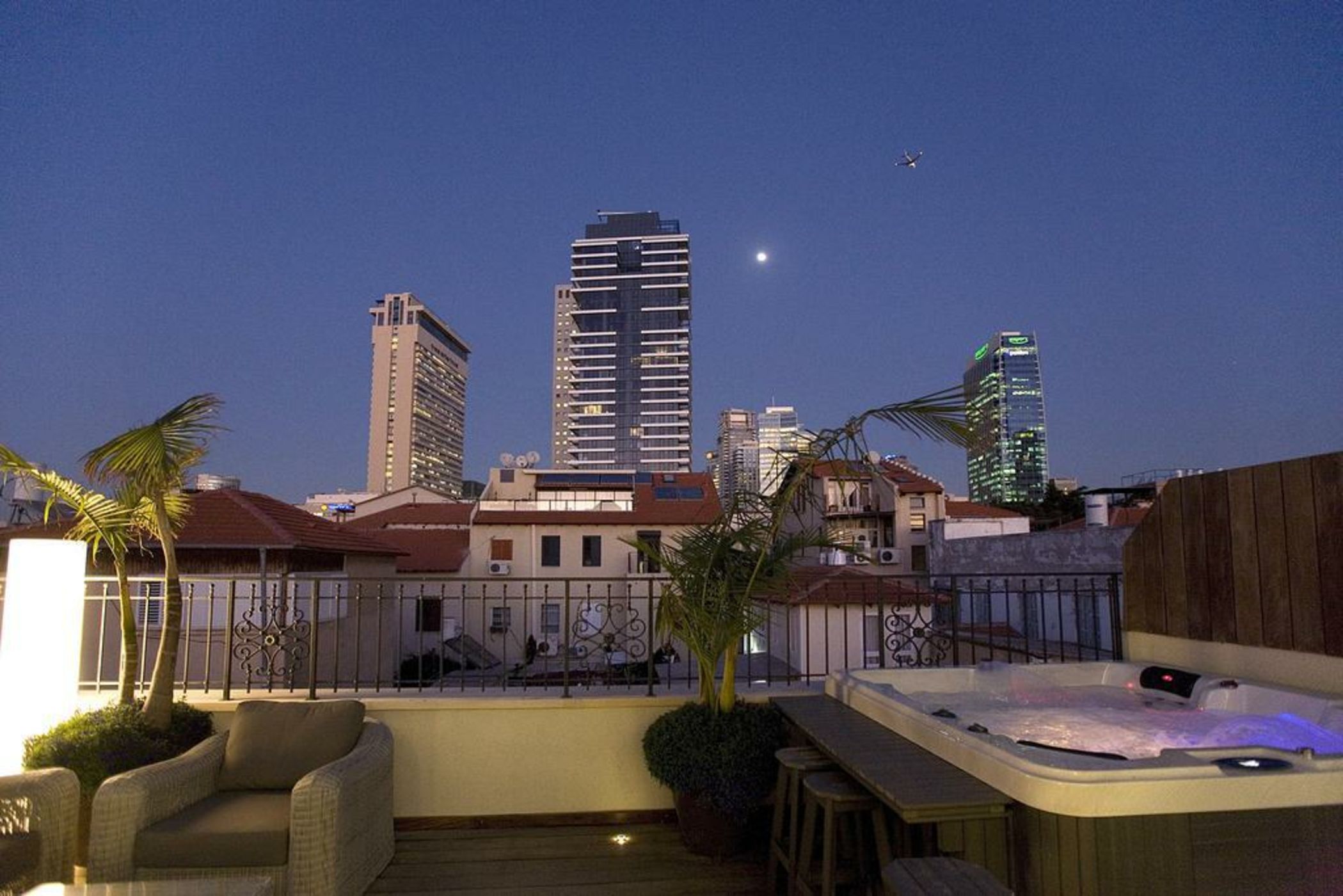 Molcho Neve Tzedek Apartments by Master