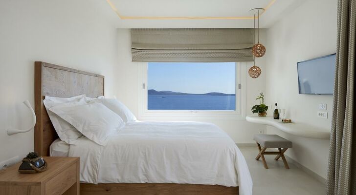 Anax Resort and Spa