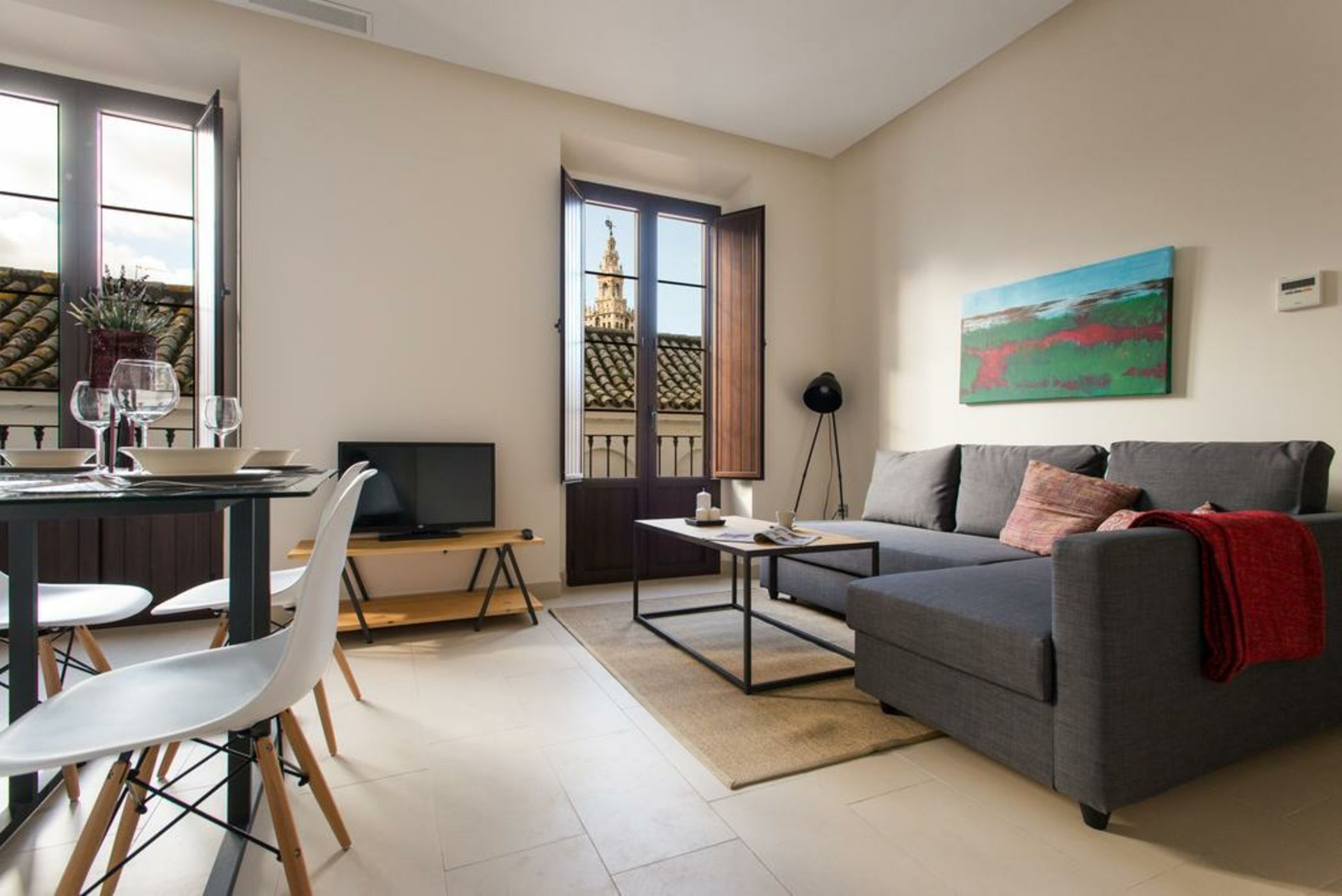 Q&Q Cathedral Suites