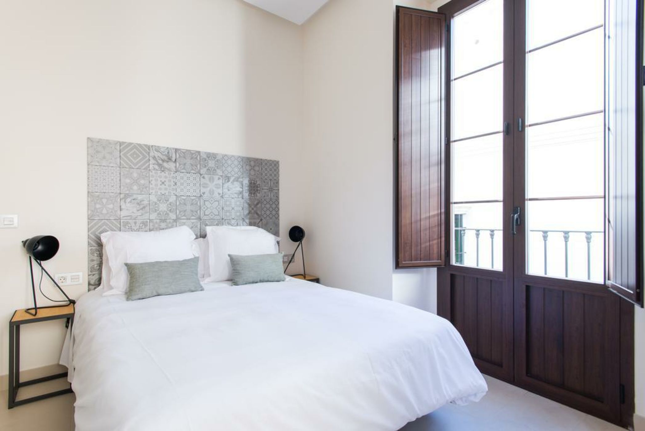 Q&Q Cathedral Suites