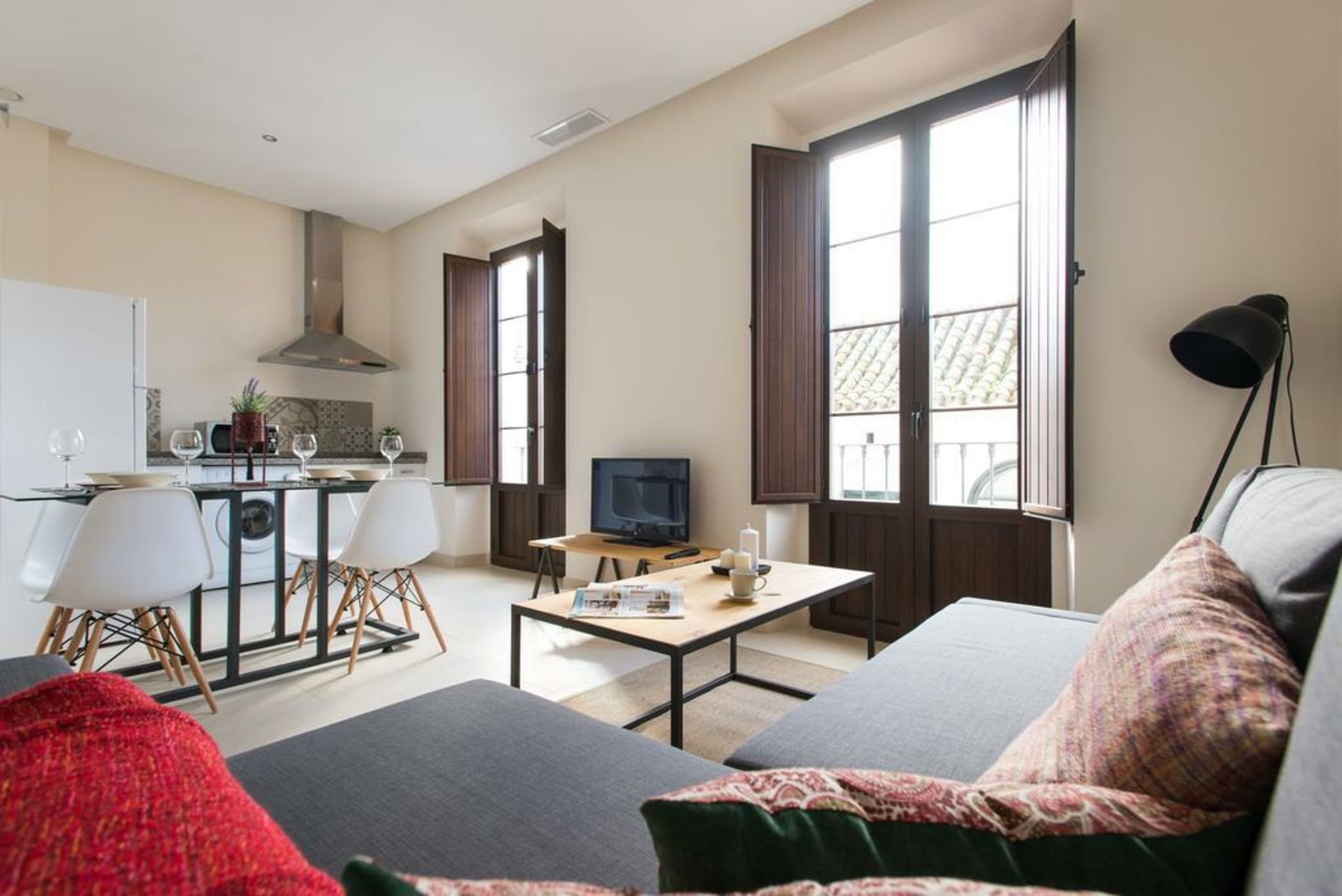 Q&Q Cathedral Suites