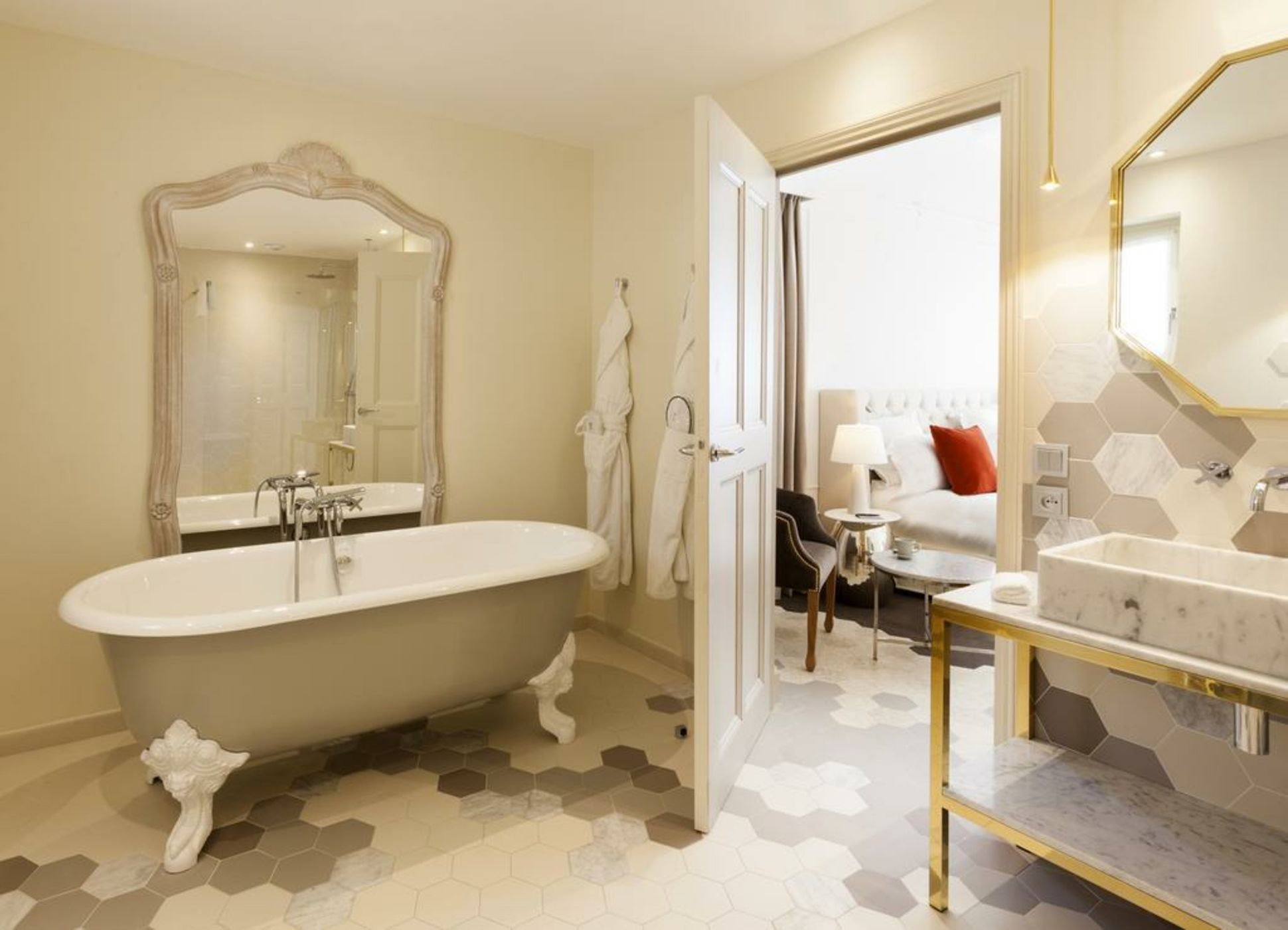 Mas des Herbes Blanches Hôtel & Spa – Relais & Châteaux