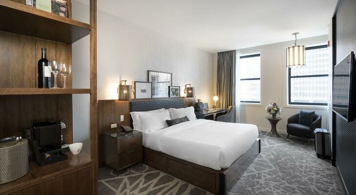 LondonHouse Chicago, Curio Collection by Hilton