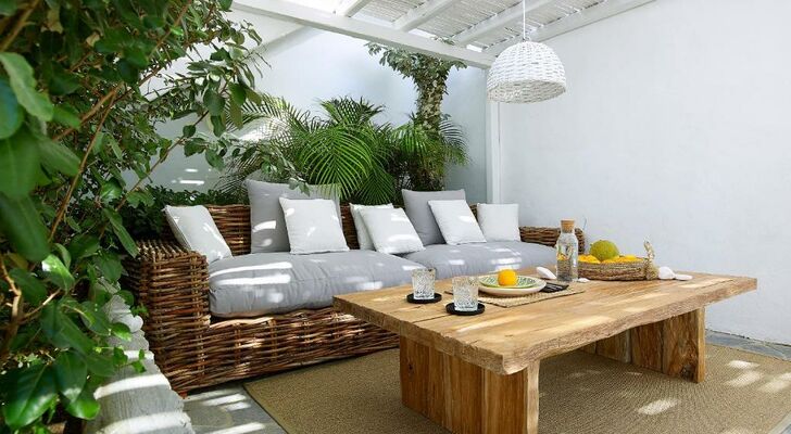 Delmar Apartments & Suites Milos