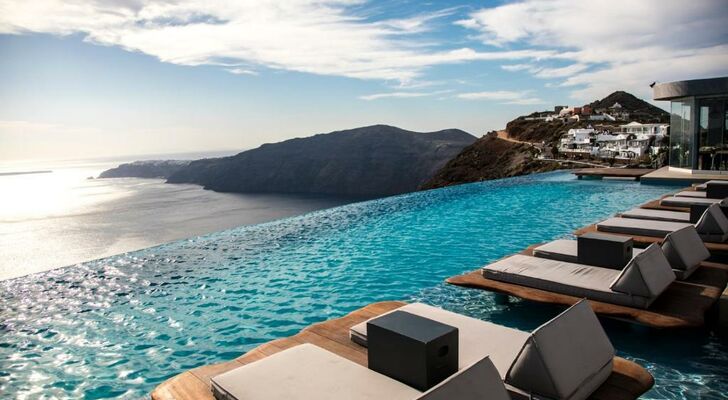 Cavo Tagoo Santorini