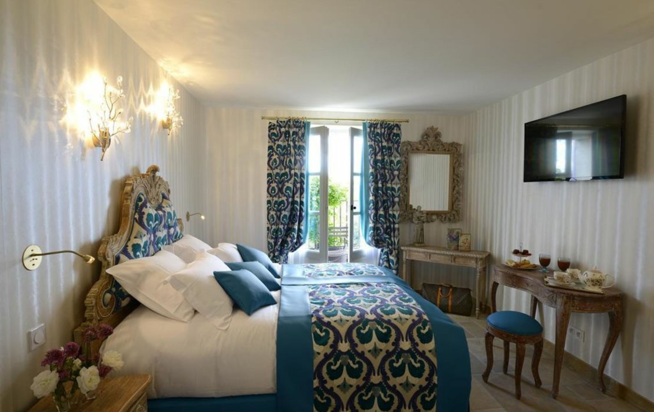 Le Petit Palais D'Aglae