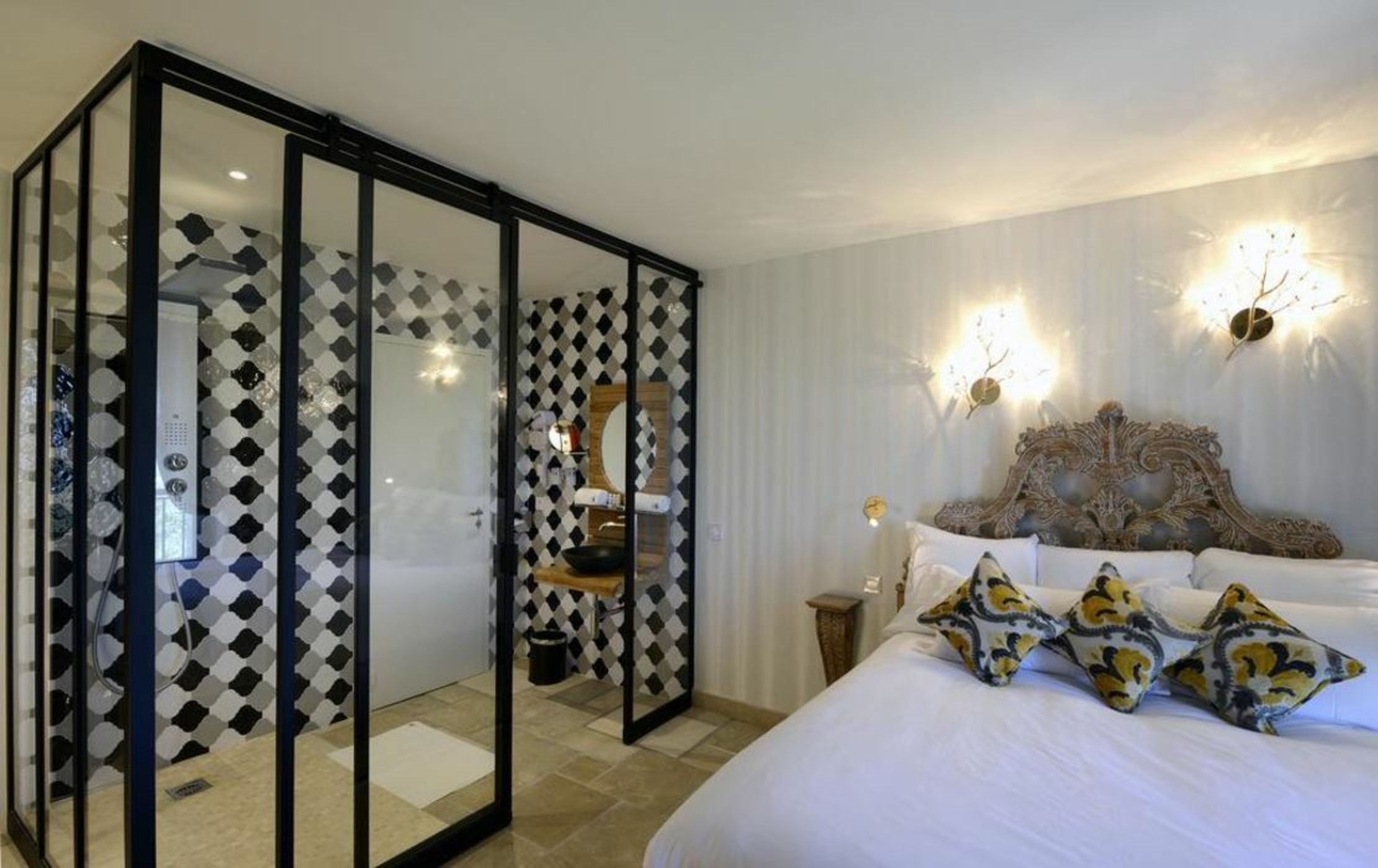 Le Petit Palais D'Aglae