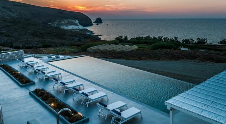 Milos Breeze Boutique Hotel