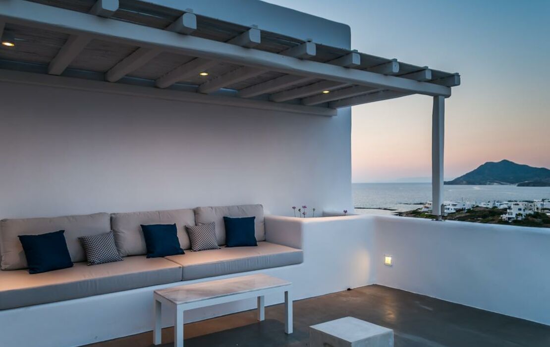 Milos Breeze Boutique Hotel