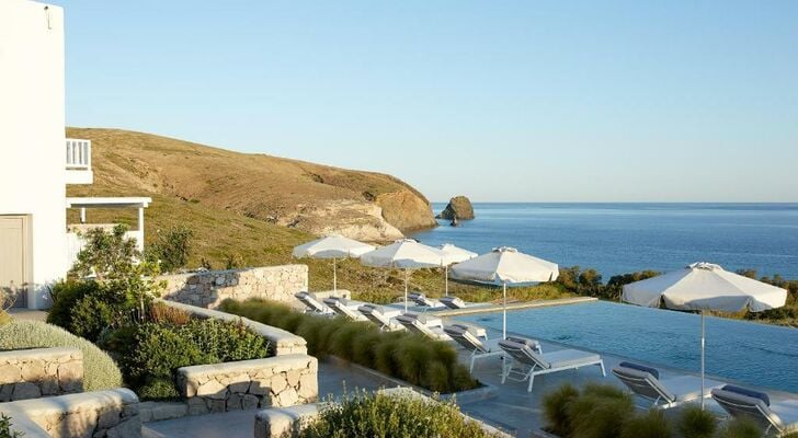 Milos Breeze Boutique Hotel