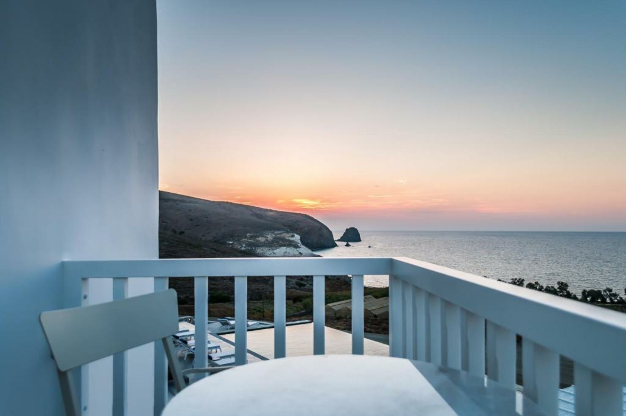 Milos Breeze Boutique Hotel