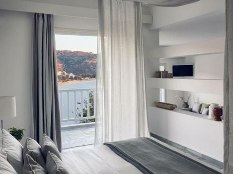 Ios Palace Hotel & Spa