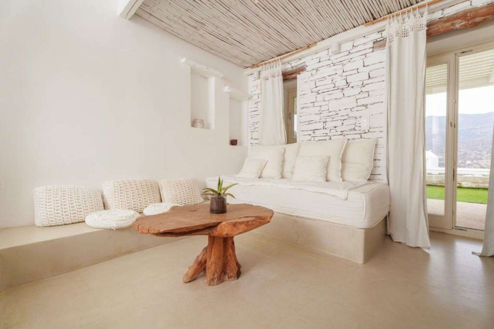 Levantes Ios Boutique Hotel