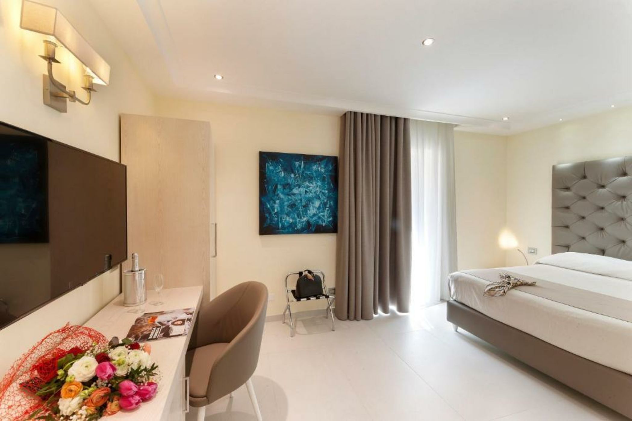 Palazzo Tritone & Abagnale