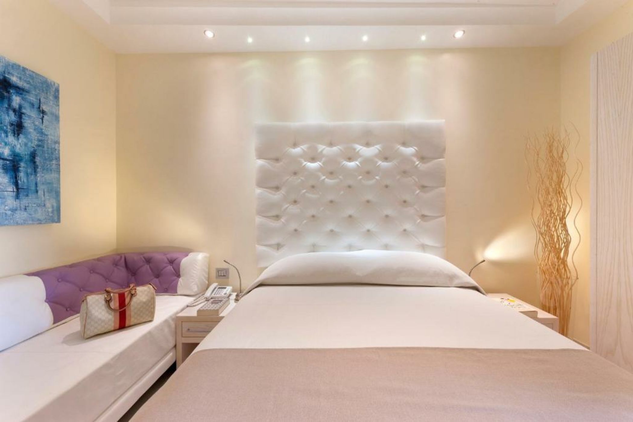 Palazzo Tritone & Abagnale