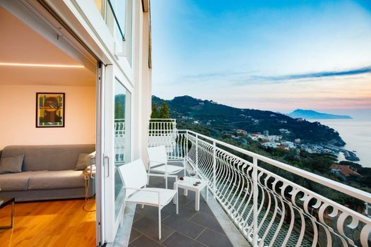 Villa Fiorella Art Hotel