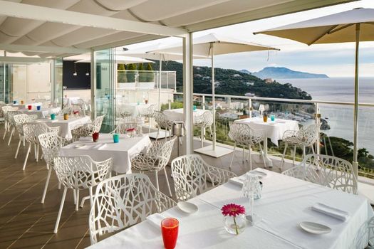 Villa Fiorella Art Hotel