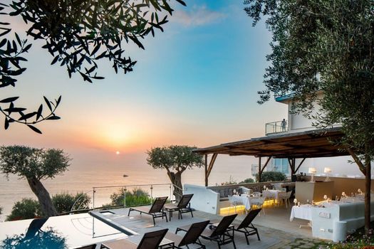 Villa Fiorella Art Hotel