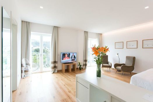 Villa Fiorella Art Hotel