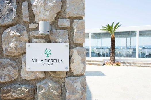 Villa Fiorella Art Hotel