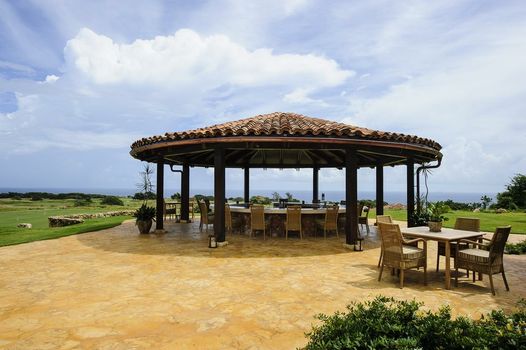 Royal Isabela