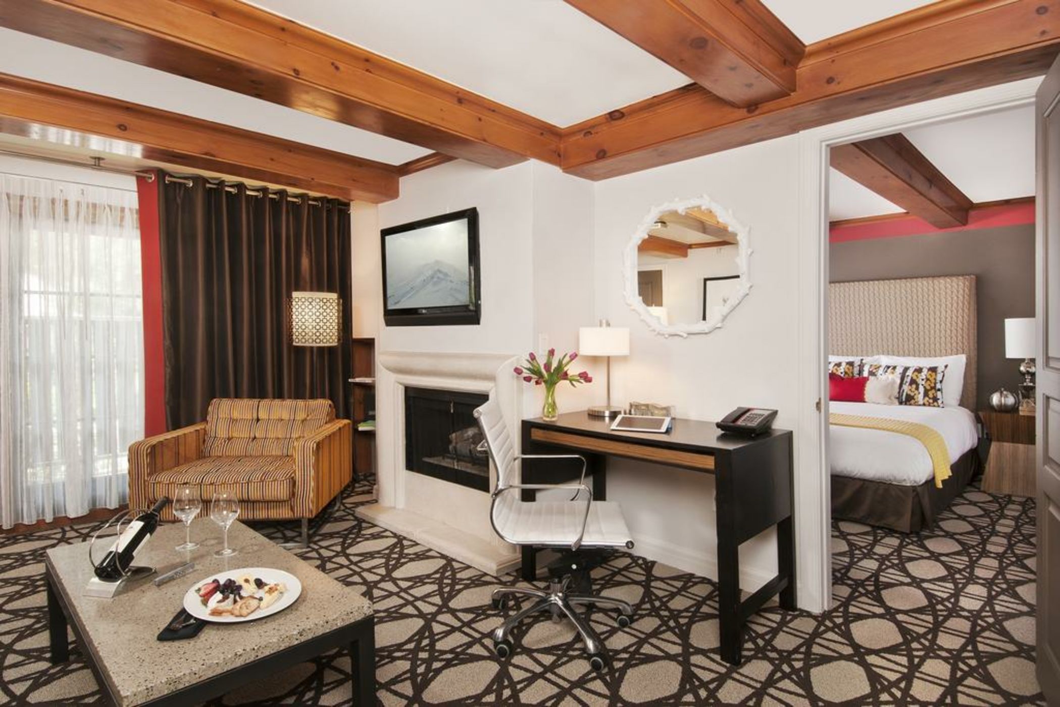 Sky Hotel, a Kimpton Hotel