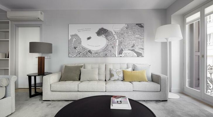 Easo Suite 7 Apartment by Feelfree Rentals