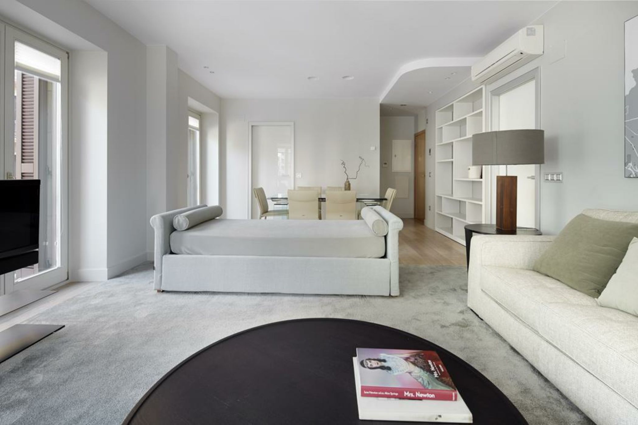 Easo Suite 7 Apartment by Feelfree Rentals