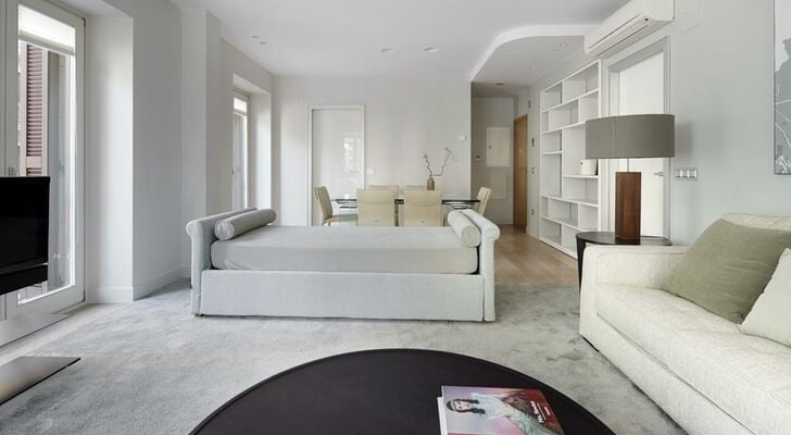 Easo Suite 7 Apartment by Feelfree Rentals