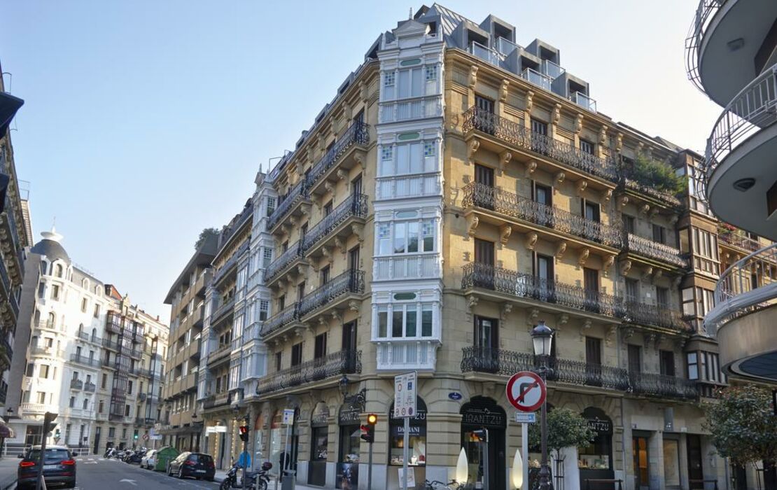 Easo Suite 7 Apartment by Feelfree Rentals, a Design Boutique Hotel