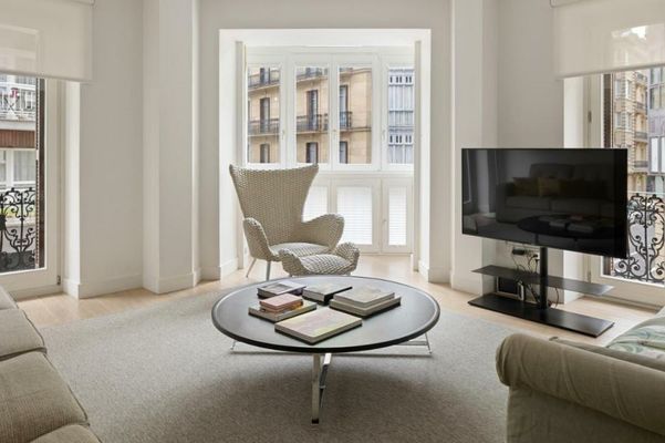 Easo Suite 7 by FeelFree Rentals