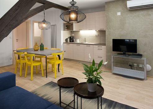 7 Tales Suites