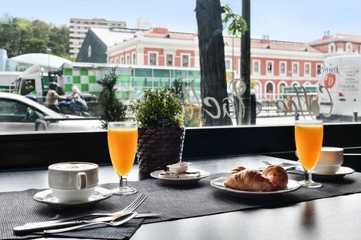 Hotel Acta Madfor
