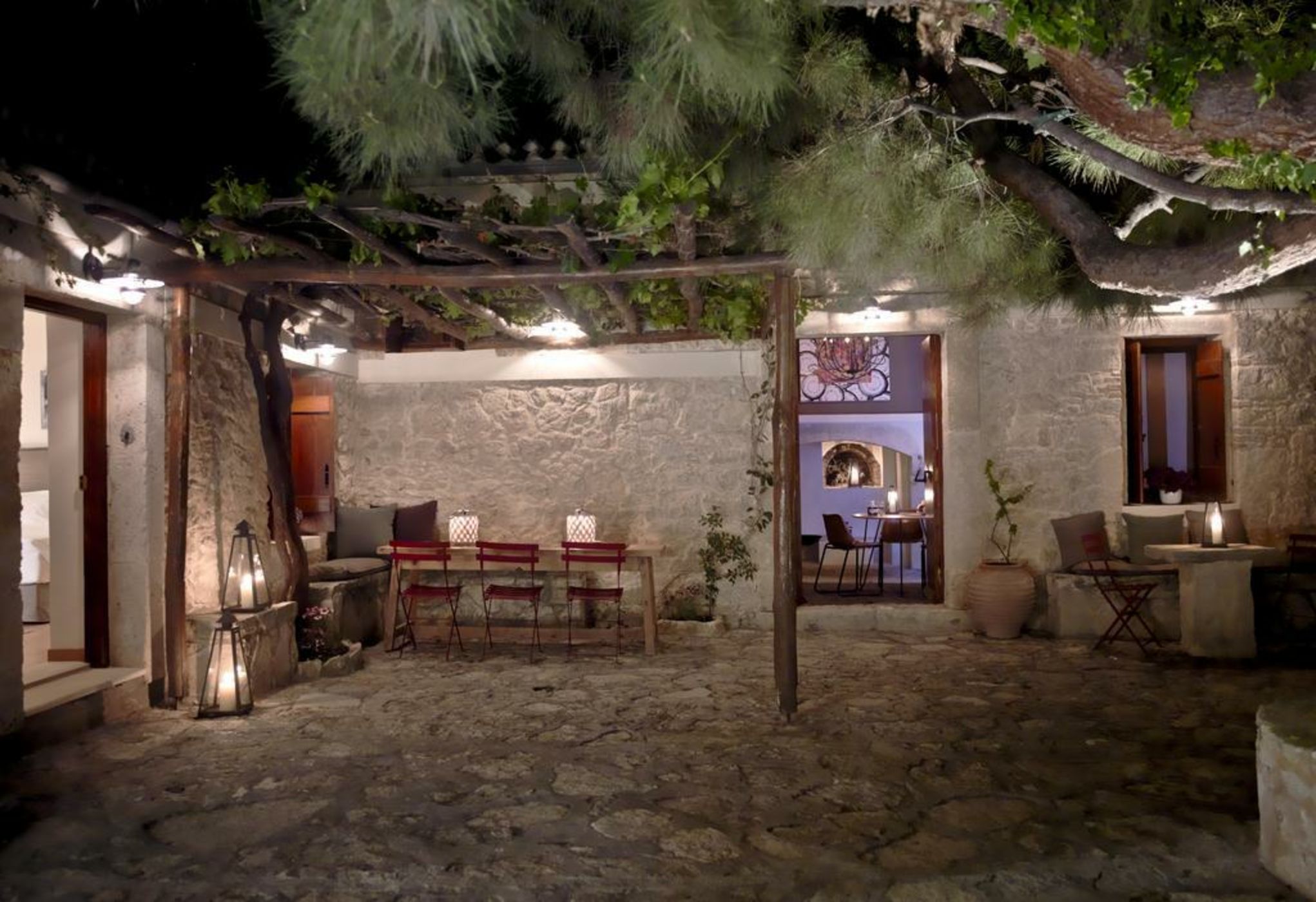 Scalani Hills Boutari Winery & Residences